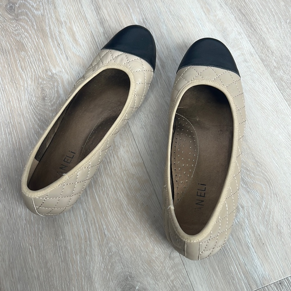 Women’s, two-tone, ballet flats - Size 7.5